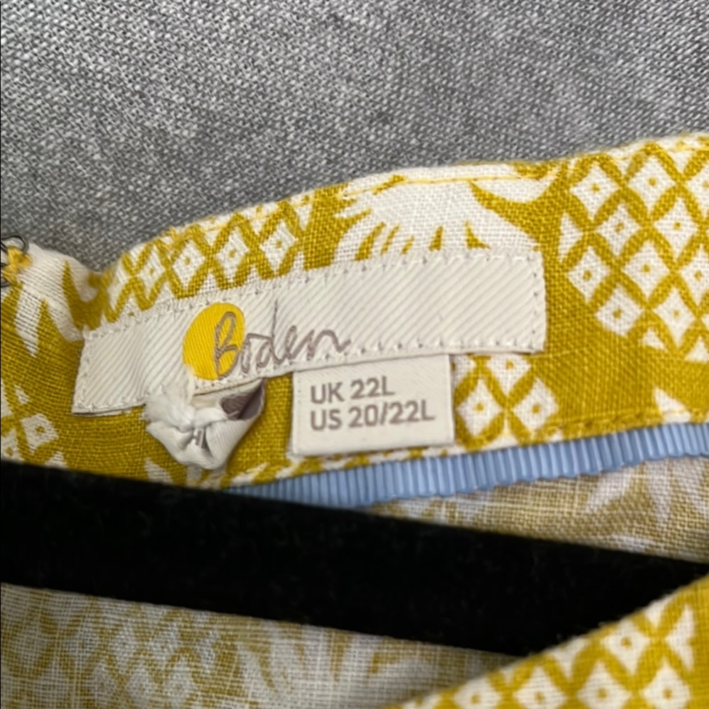 Yellow Patterned Women’s Shift Dress - Picture 2 of 6